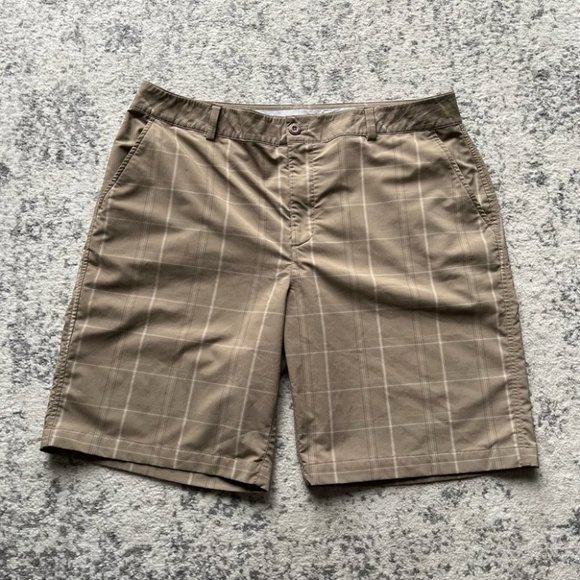 Under Armour Other - Under Armour shorts plaid tan golf shorts 38